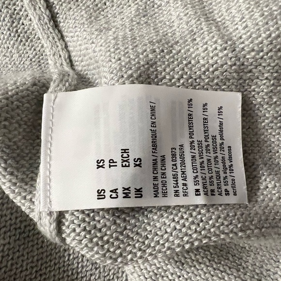 ae cold shoulder sweater - Picture 3 of 3